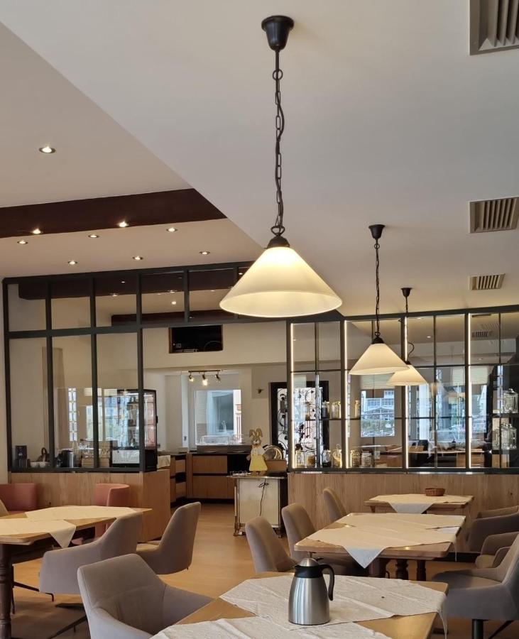 Weinhof Hotel